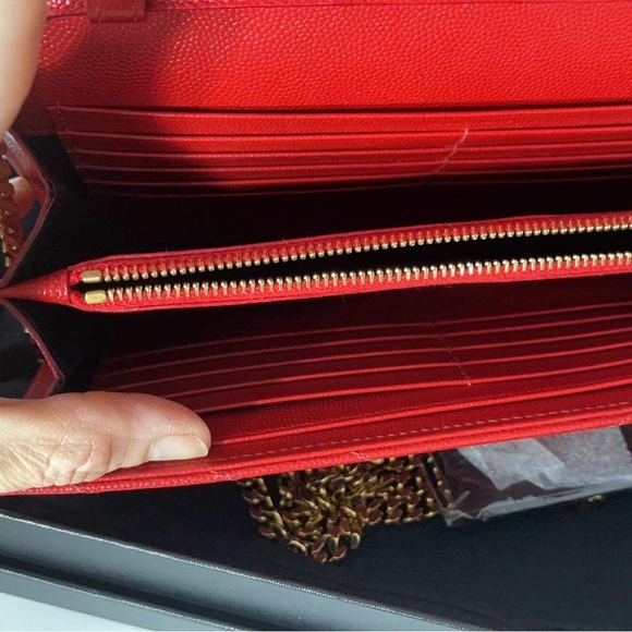 YSL Woc - Picture 3 of 3